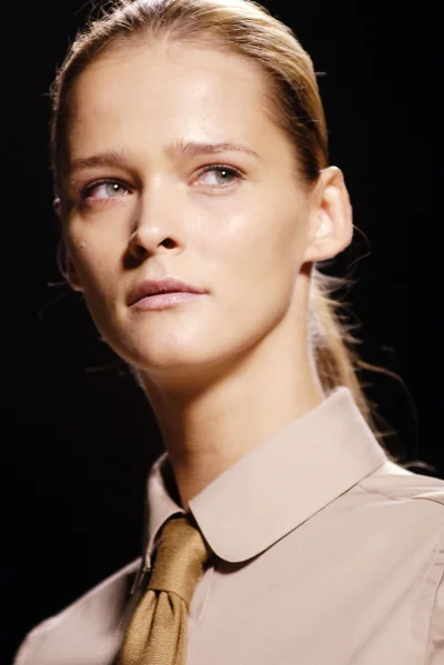 Look 29
